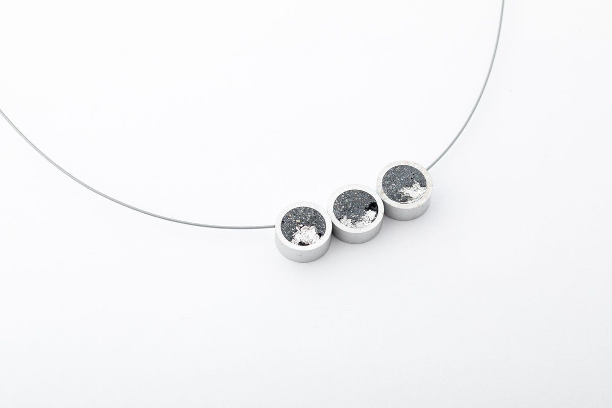 Concrete Framed Necklace - Trio